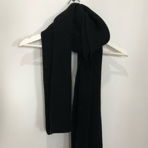 Everlane black wool scarf